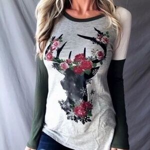 Holiday Christmas Deer Graphic Color Block Festive Raglan Top Tee Shirt